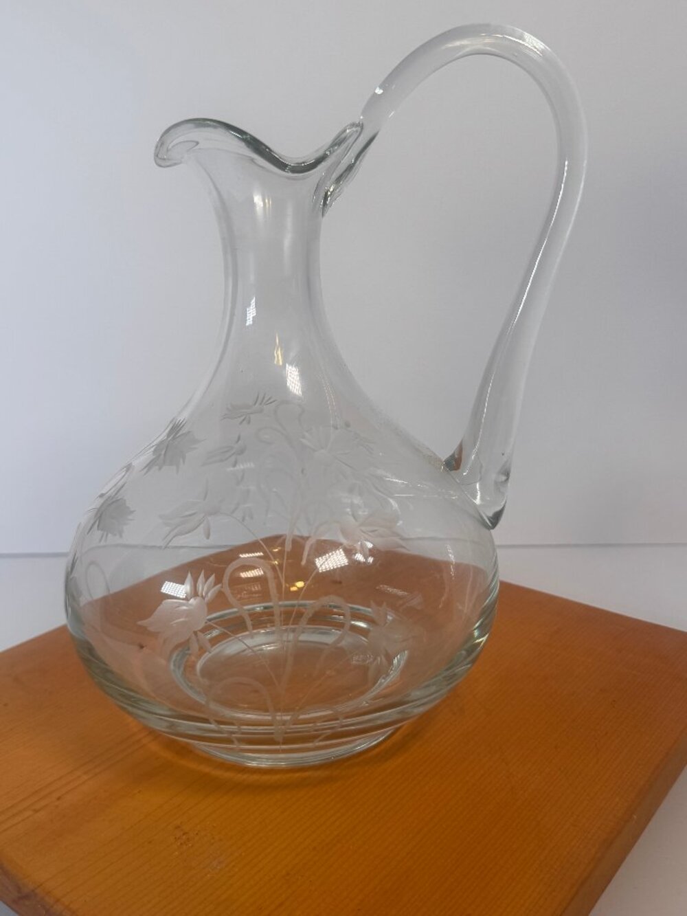 Decanter vintage etched glass with floral pattern